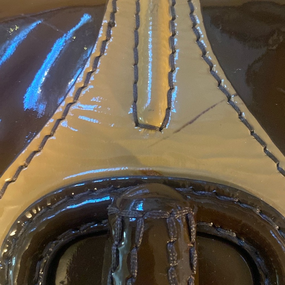 Prada patent leather handbag - Picture 5 of 12